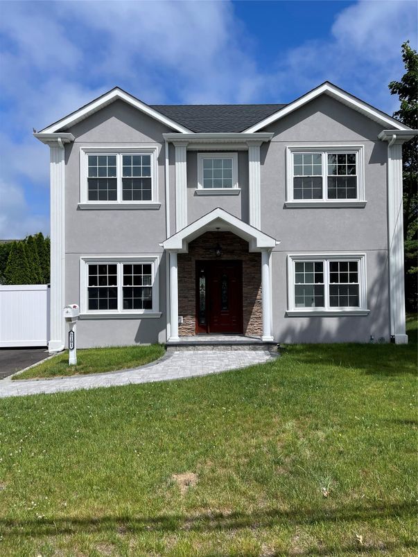 Exterior, Facade, American Craftsman