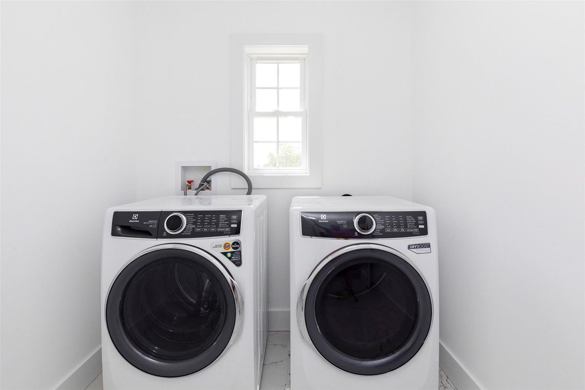 Interior, Washer