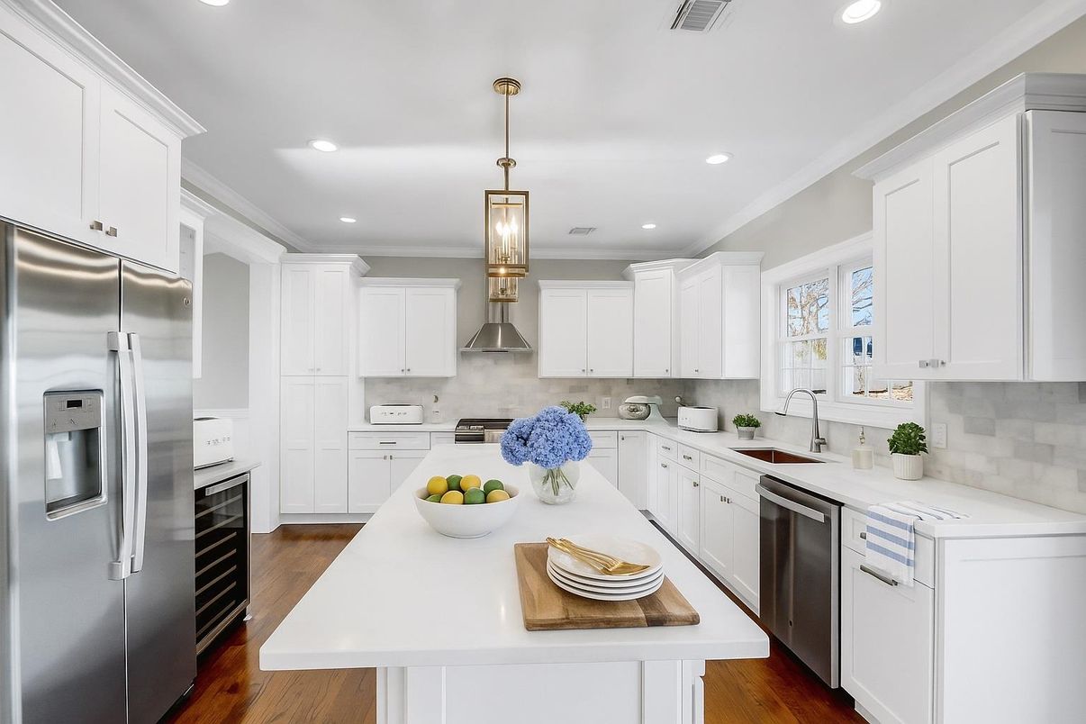 Interior, Kitchen, Pendant Lights, Recessed Lighting, Stainless Steel Appliances, Wood Texture Flooring