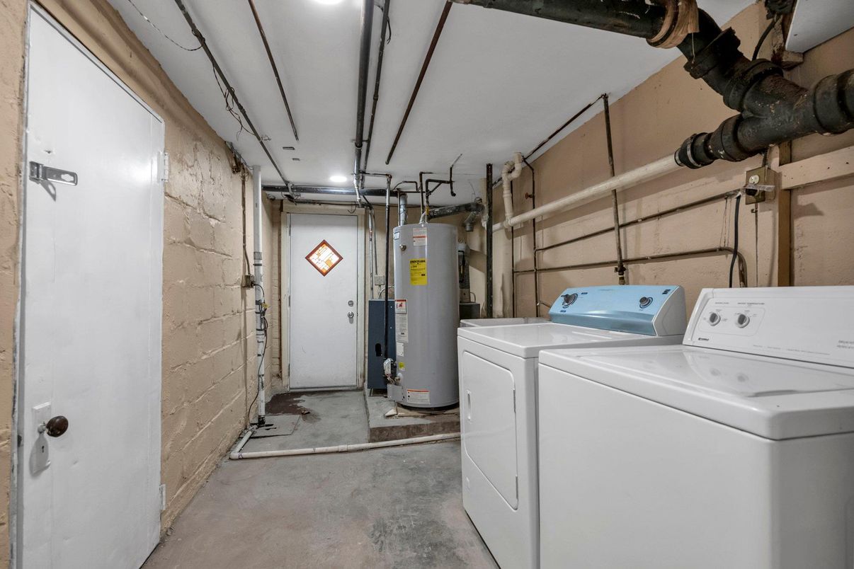 Interior, Stone Walls, Washer