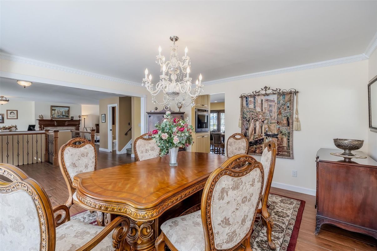 Chandelier, Dining room, Interior, Kitchen, Wood Texture Flooring