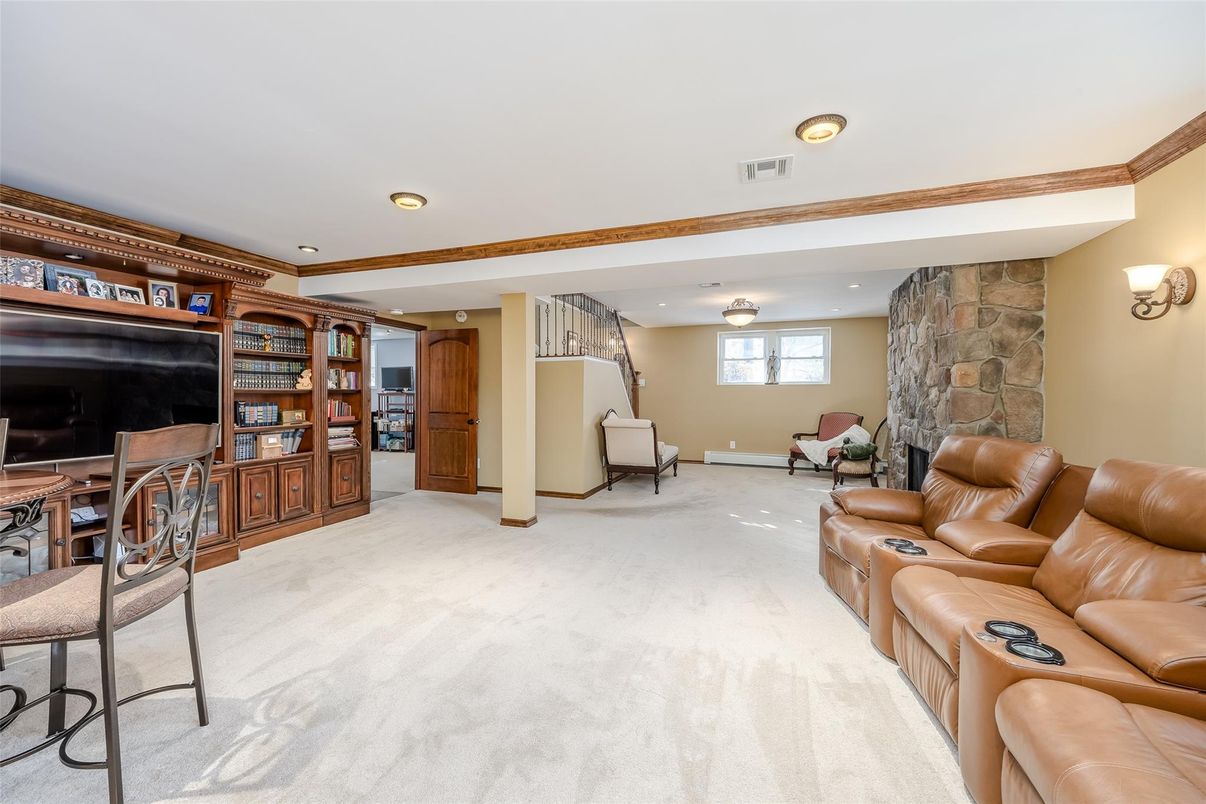 Interior, Living room, Recessed Lighting, Stone Walls