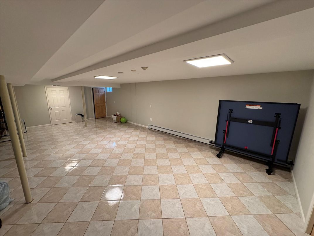 Fitness Equipment, Interior, Recessed Lighting