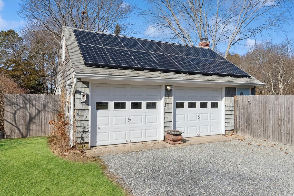 Detached Garage, Exterior, Solar Panels