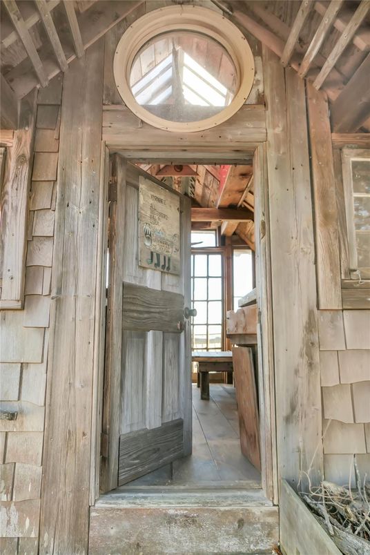 Interior, Wooden Walls