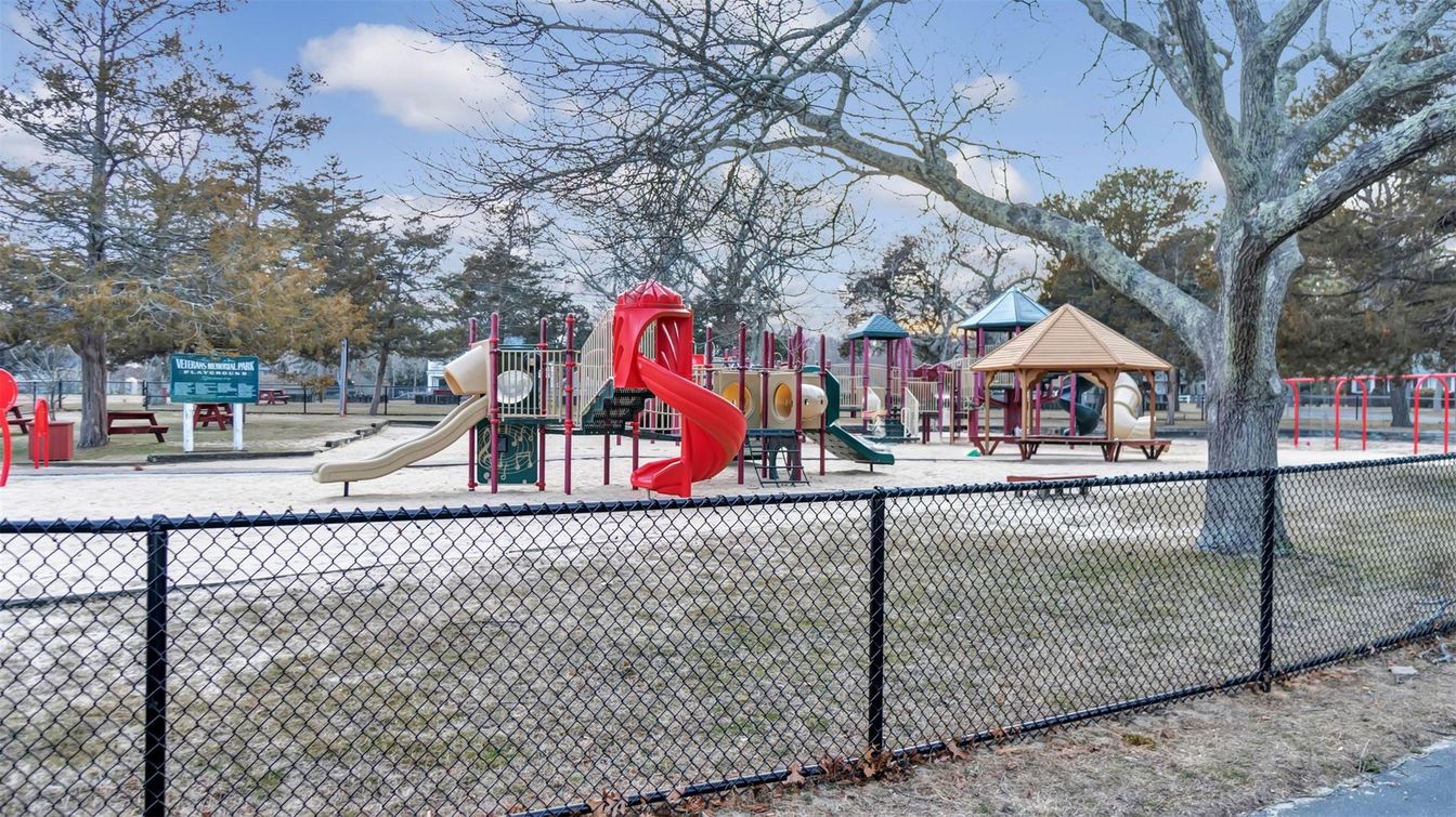 Backyard, Exterior, Playground