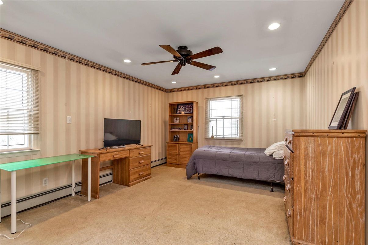 Bedroom, Home Office, Interior, Recessed Lighting