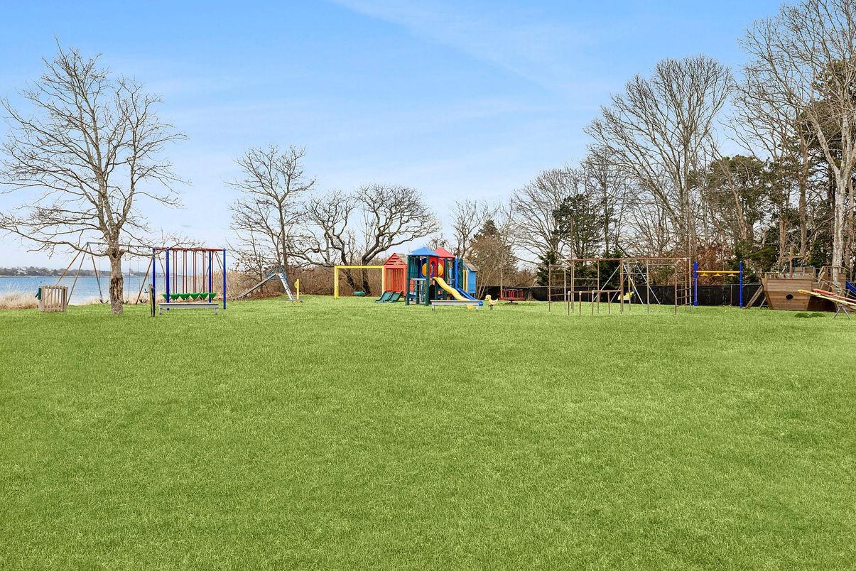 Backyard, Exterior, Playground