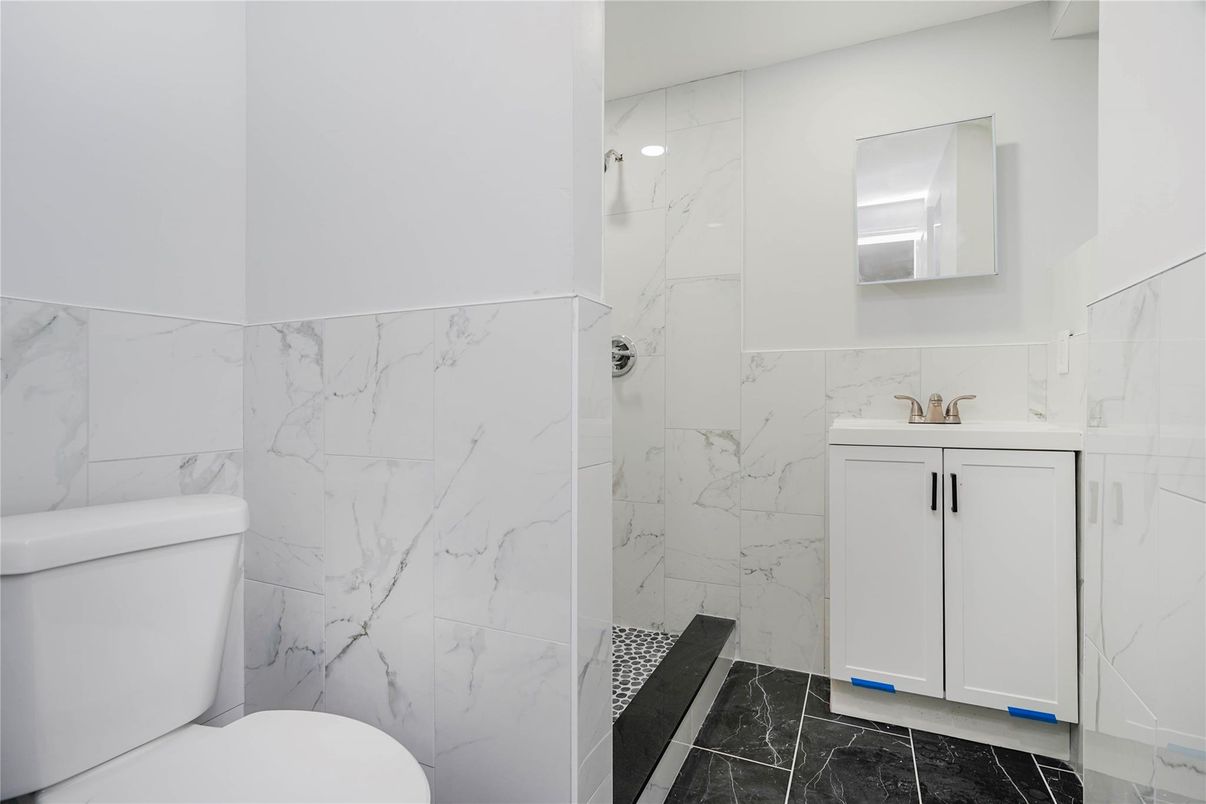 Bathroom, Interior, Marble Walls