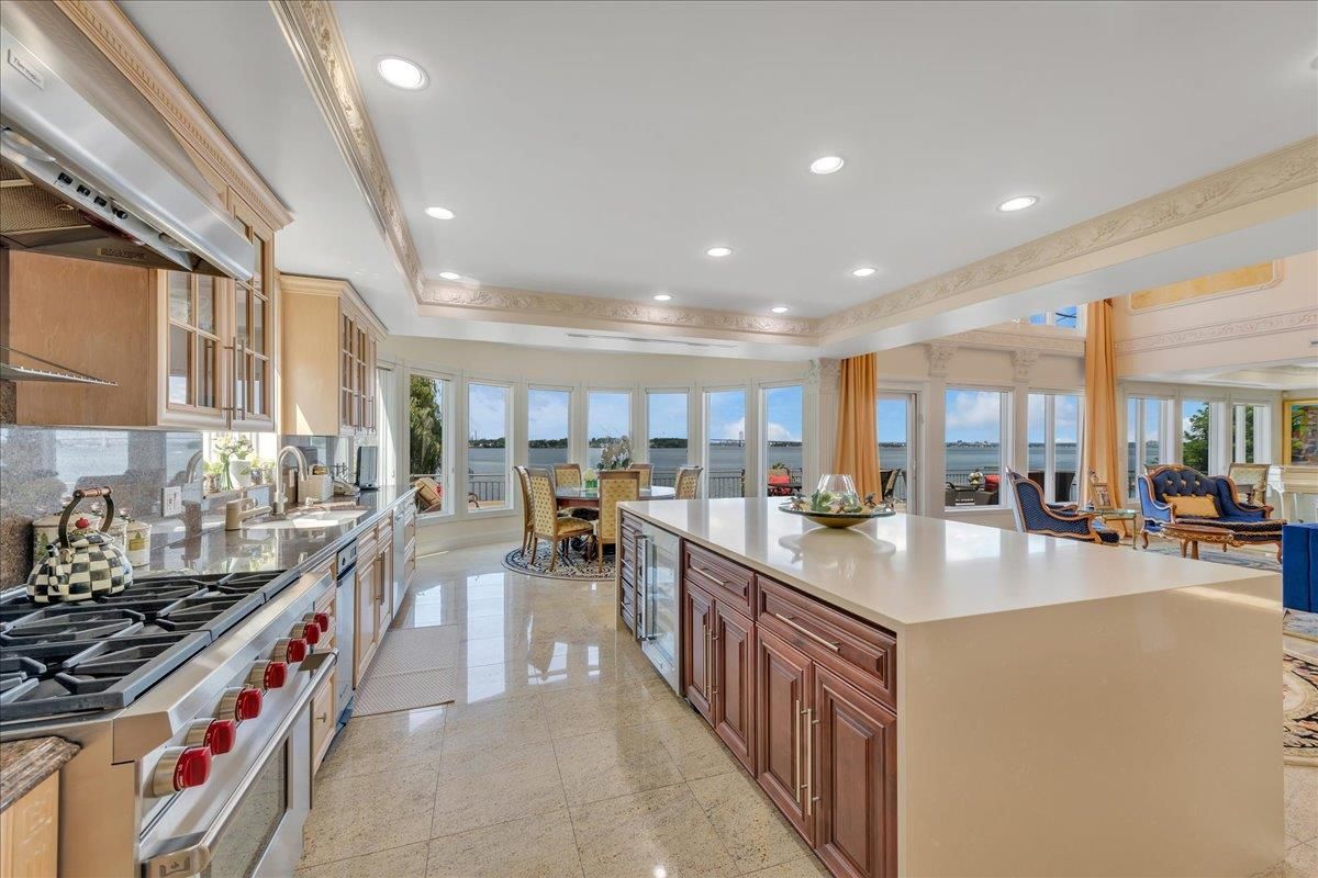 Dining room, Interior, Kitchen, Recessed Lighting, Stainless Steel Appliances, Water