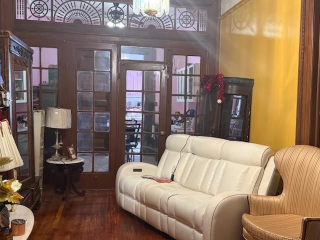 Chandelier, Interior, Living room, Wood Texture Flooring