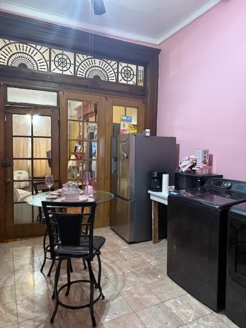 Dining room, Interior