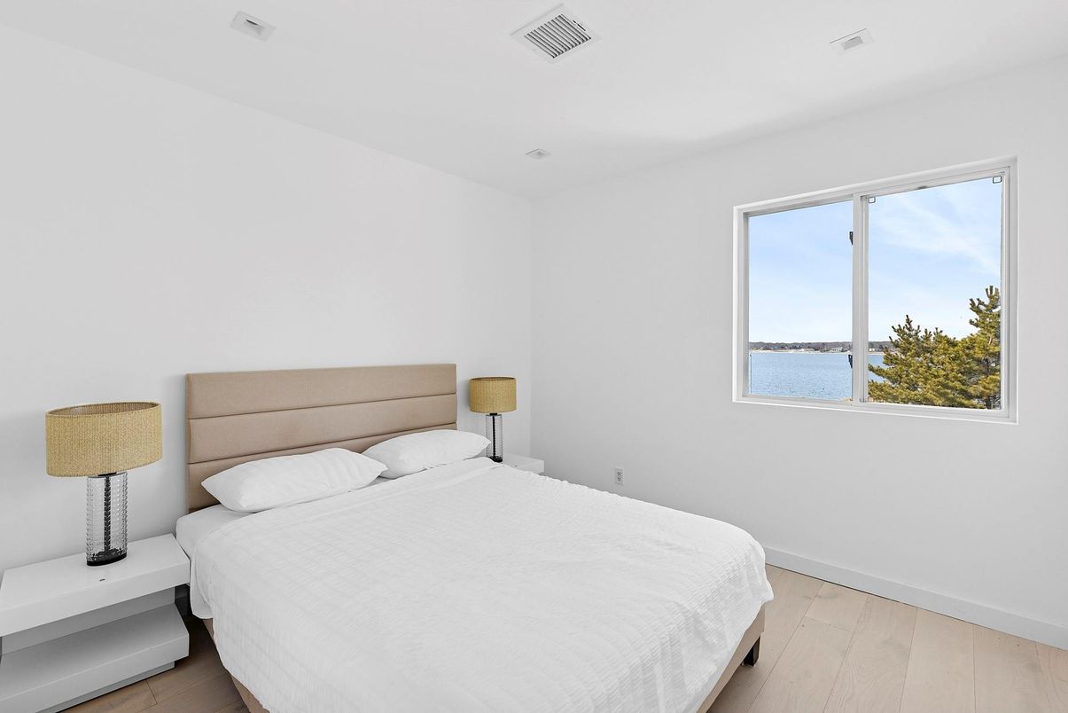 Bedroom, Interior, Water, Wood Texture Flooring