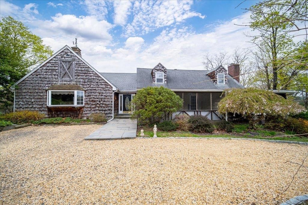 Backyard, Exterior, Facade, Tudor Revival