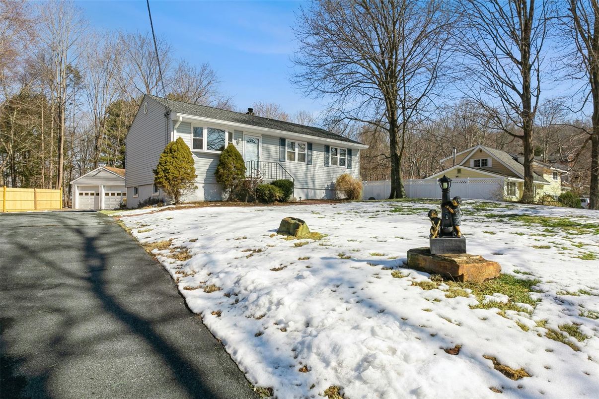 Backyard, Detached Garage, Exterior