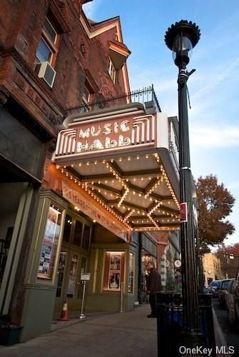 Exterior, Facade, None