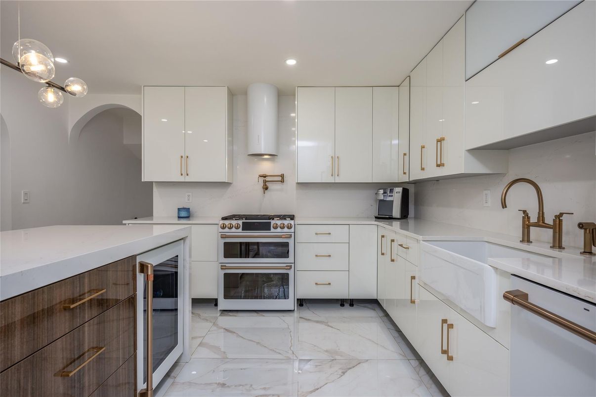 Interior, Kitchen, Marble, Pendant Lights, Recessed Lighting, Stainless Steel Appliances
