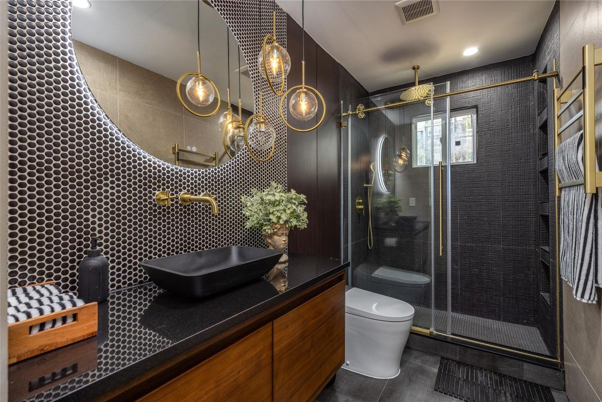 Bathroom, Glass Shower, Interior, Pendant Lights, Recessed Lighting