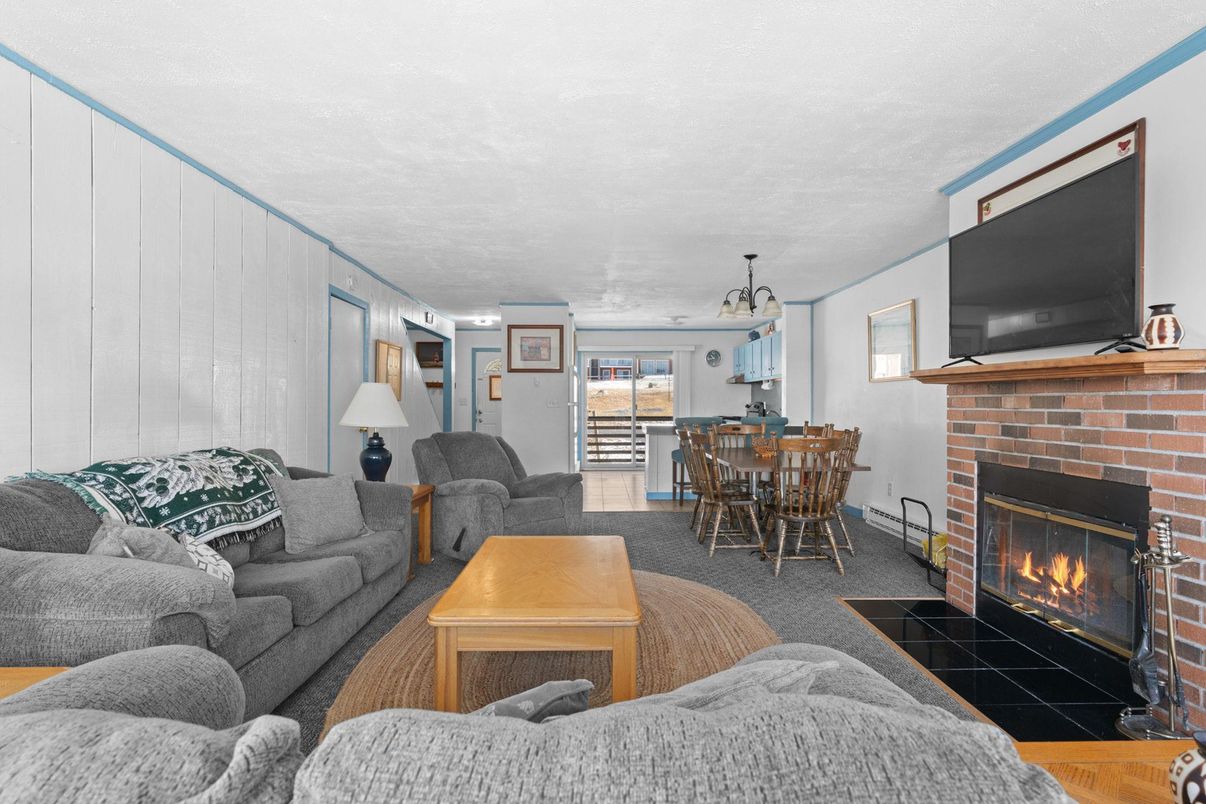 Dining room, Fireplace, Interior, Living room, Pendant Lights