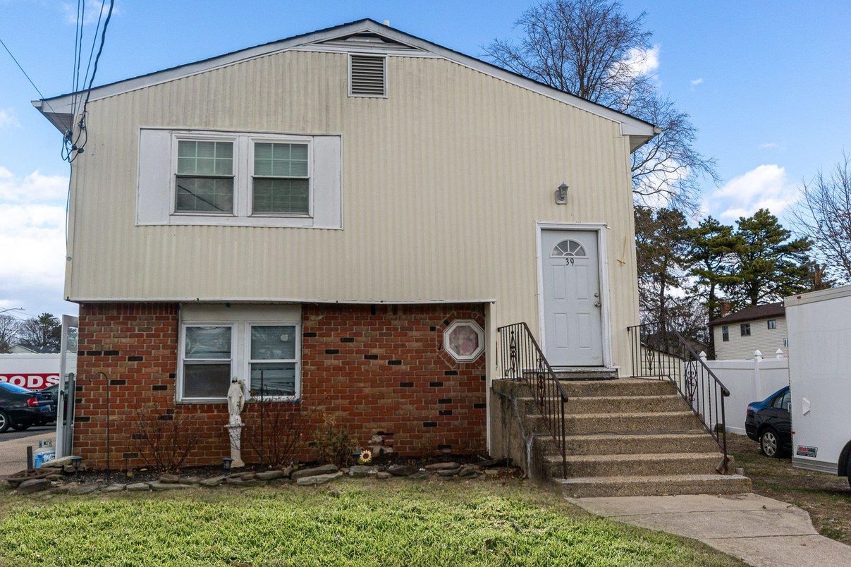 Exterior, Facade, Brick Facade, None