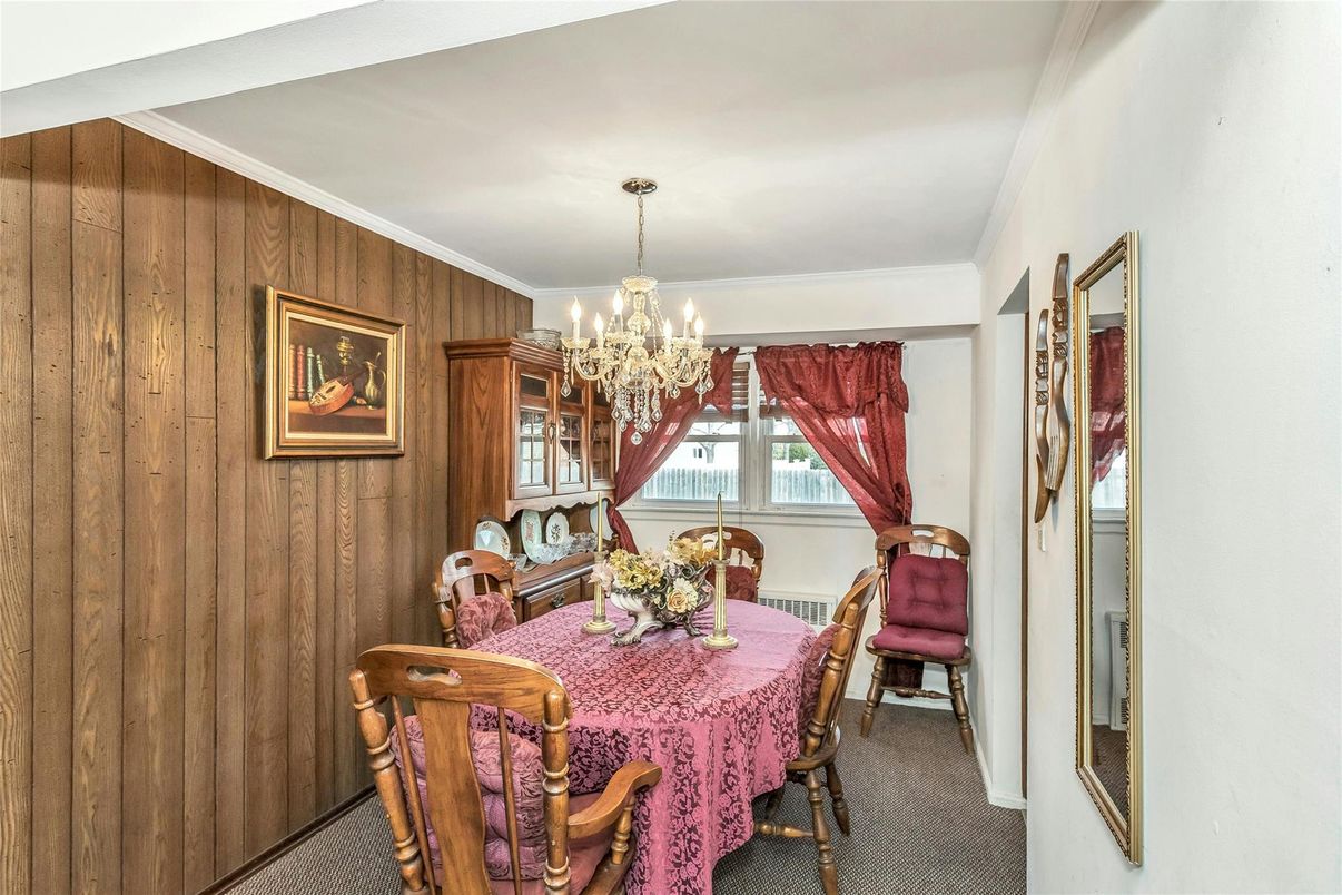 Chandelier, Dining room, Interior
