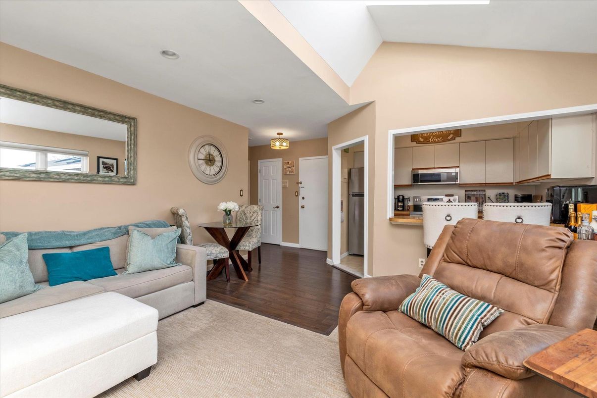 Interior, Kitchen, Living room, Stainless Steel Appliances, Wood Texture Flooring