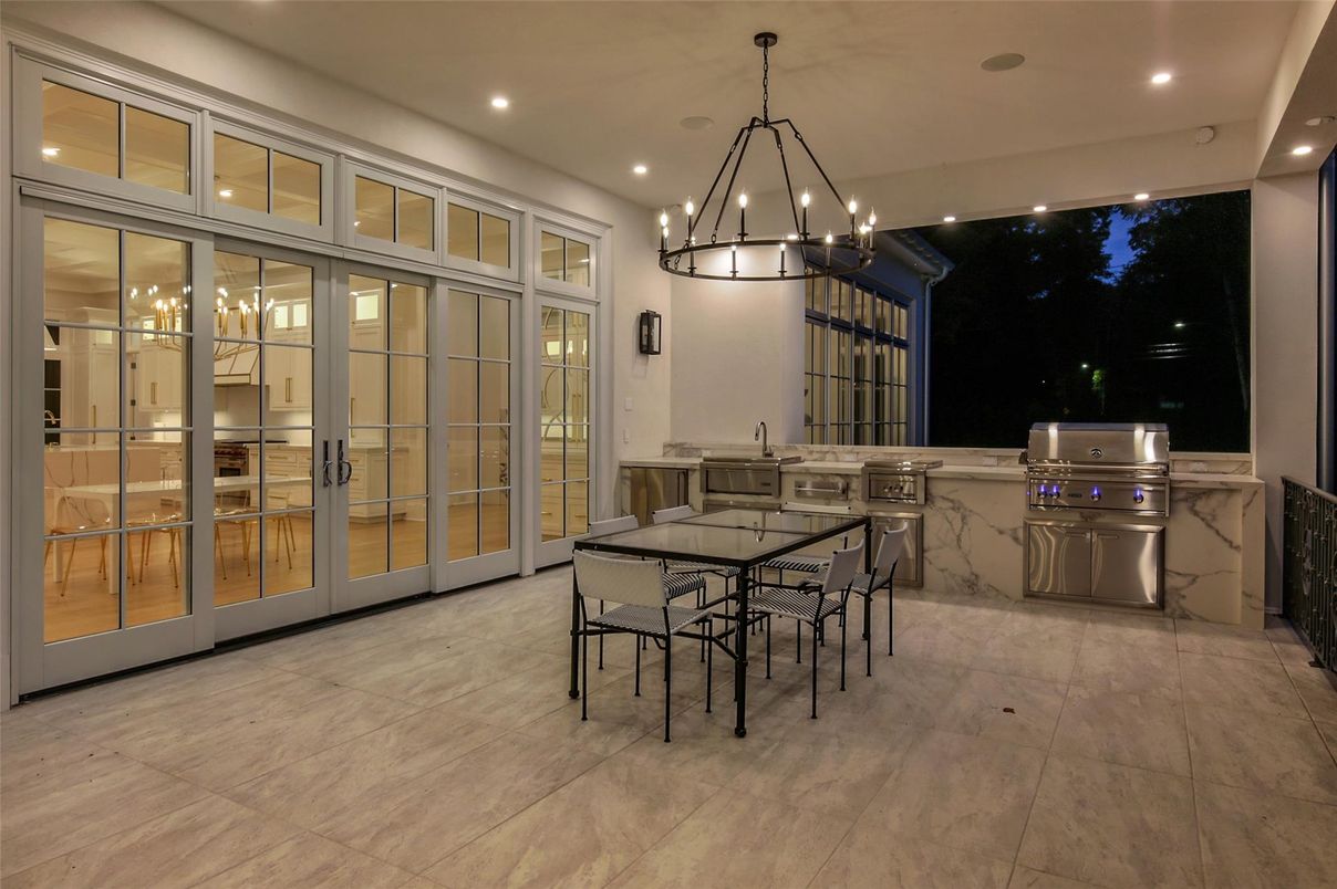 Chandelier, Dining room, Interior, Pendant Lights, Recessed Lighting