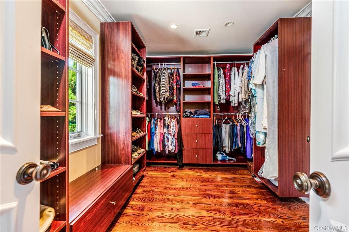 Interior, Recessed Lighting, Walk-in Closets, Wood Texture Flooring