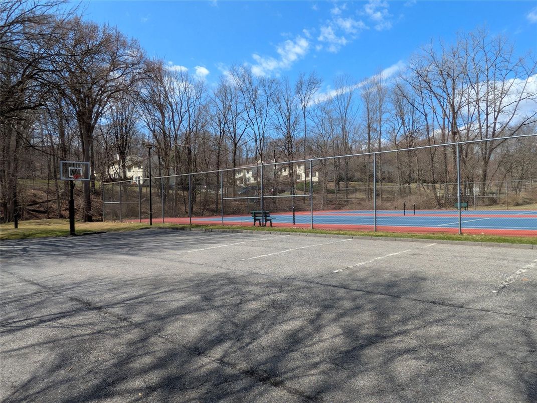 Exterior, Tennis Courts