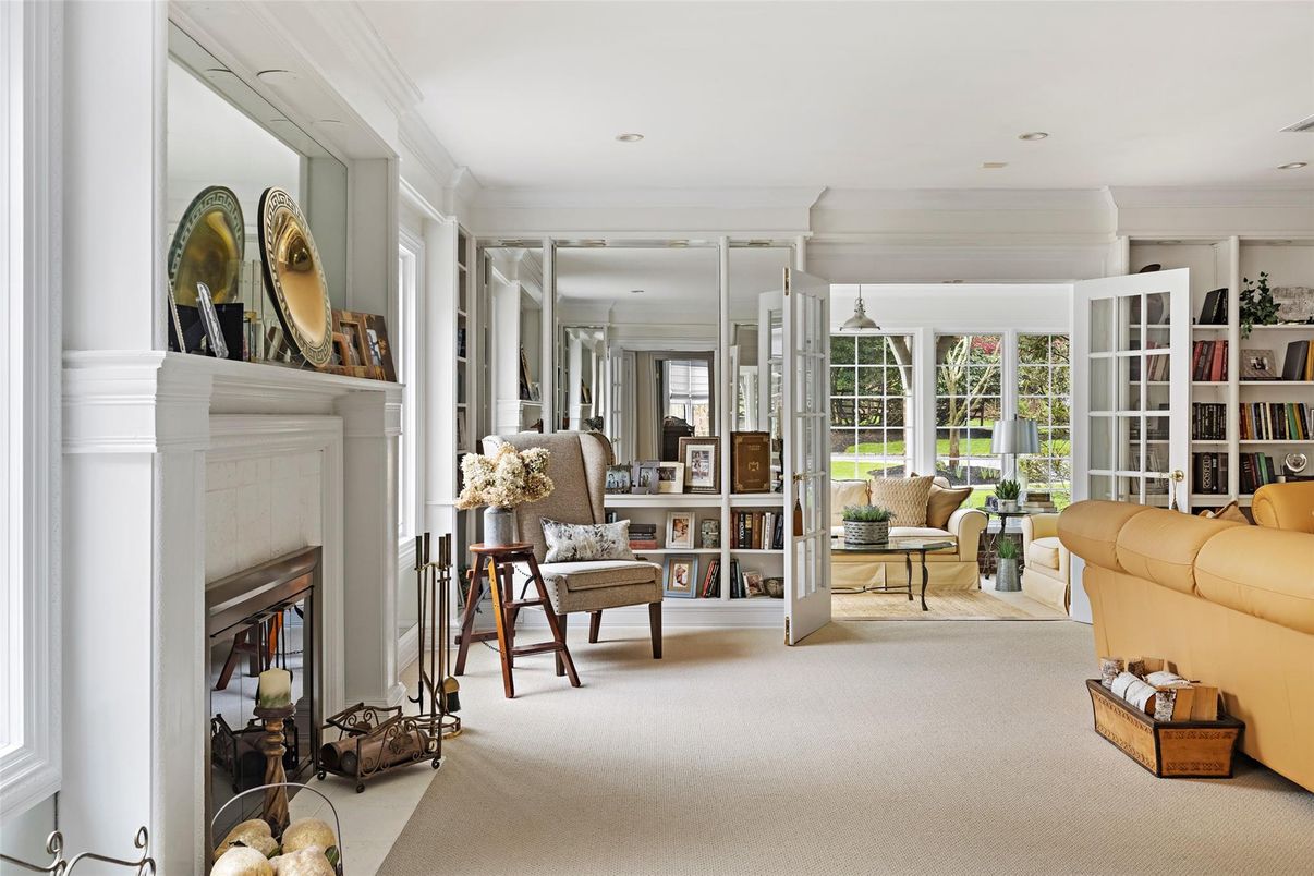 Fireplace, Interior, Living room, Recessed Lighting