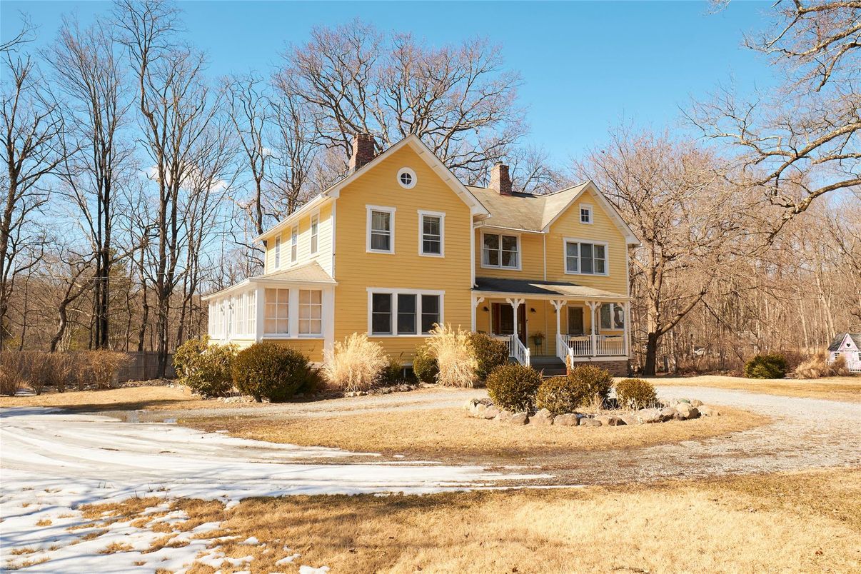 Backyard, Exterior, Facade, Farmhouse