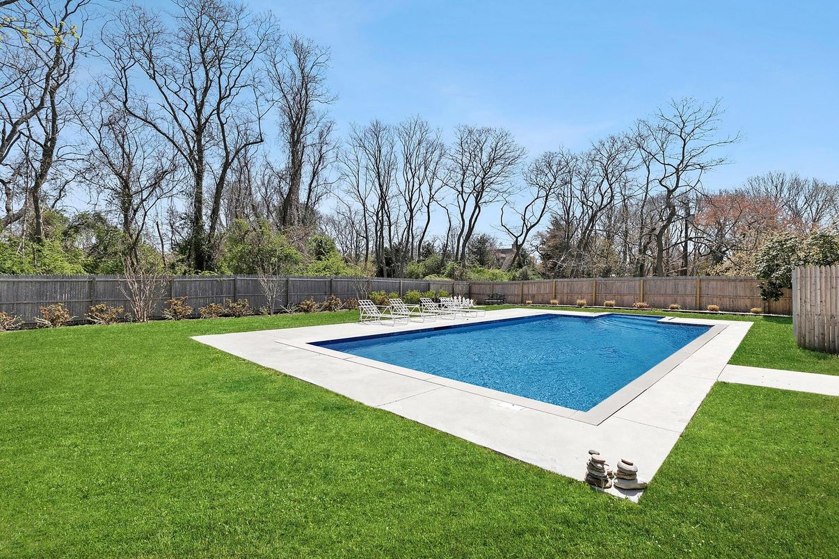 Backyard, Exterior, Pool