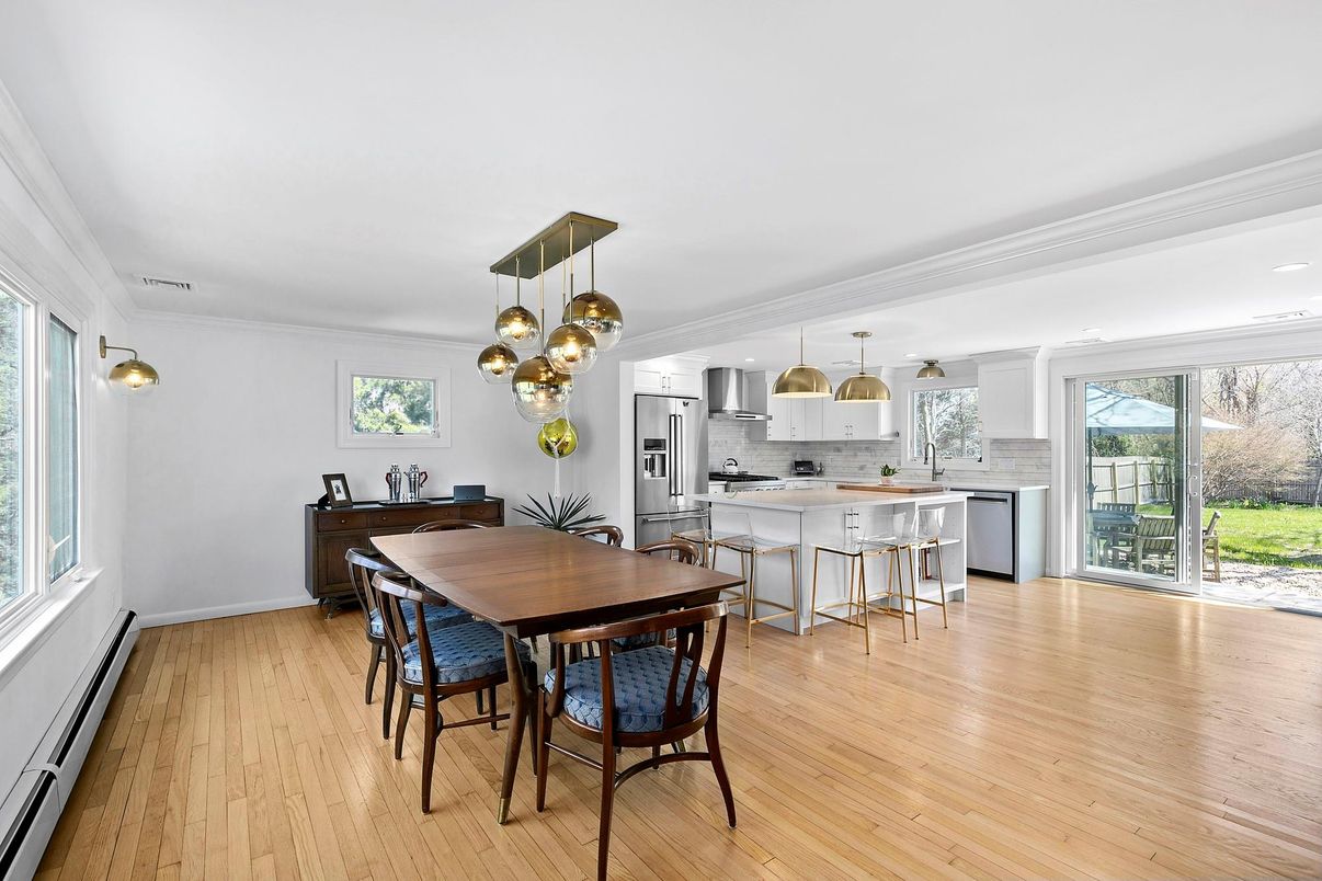 Dining room, Interior, Kitchen, Pendant Lights, Stainless Steel Appliances, Wood Texture Flooring