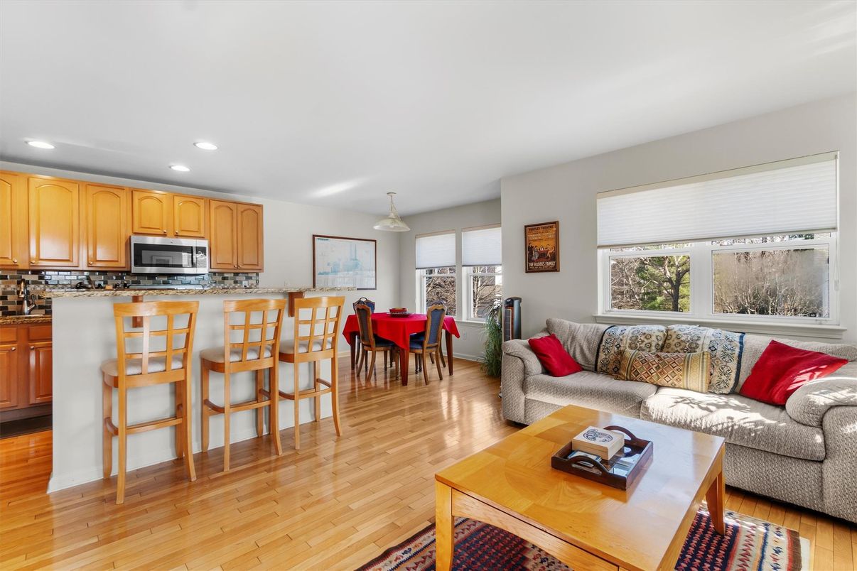 Dining room, Interior, Kitchen, Living room, Pendant Lights, Recessed Lighting, Wood Texture Flooring