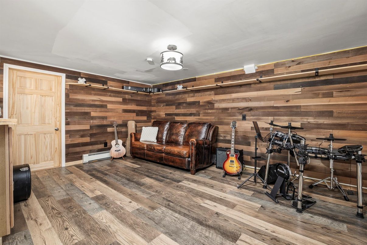 Fitness Equipment, Interior, Wood Texture Flooring, Wooden Walls