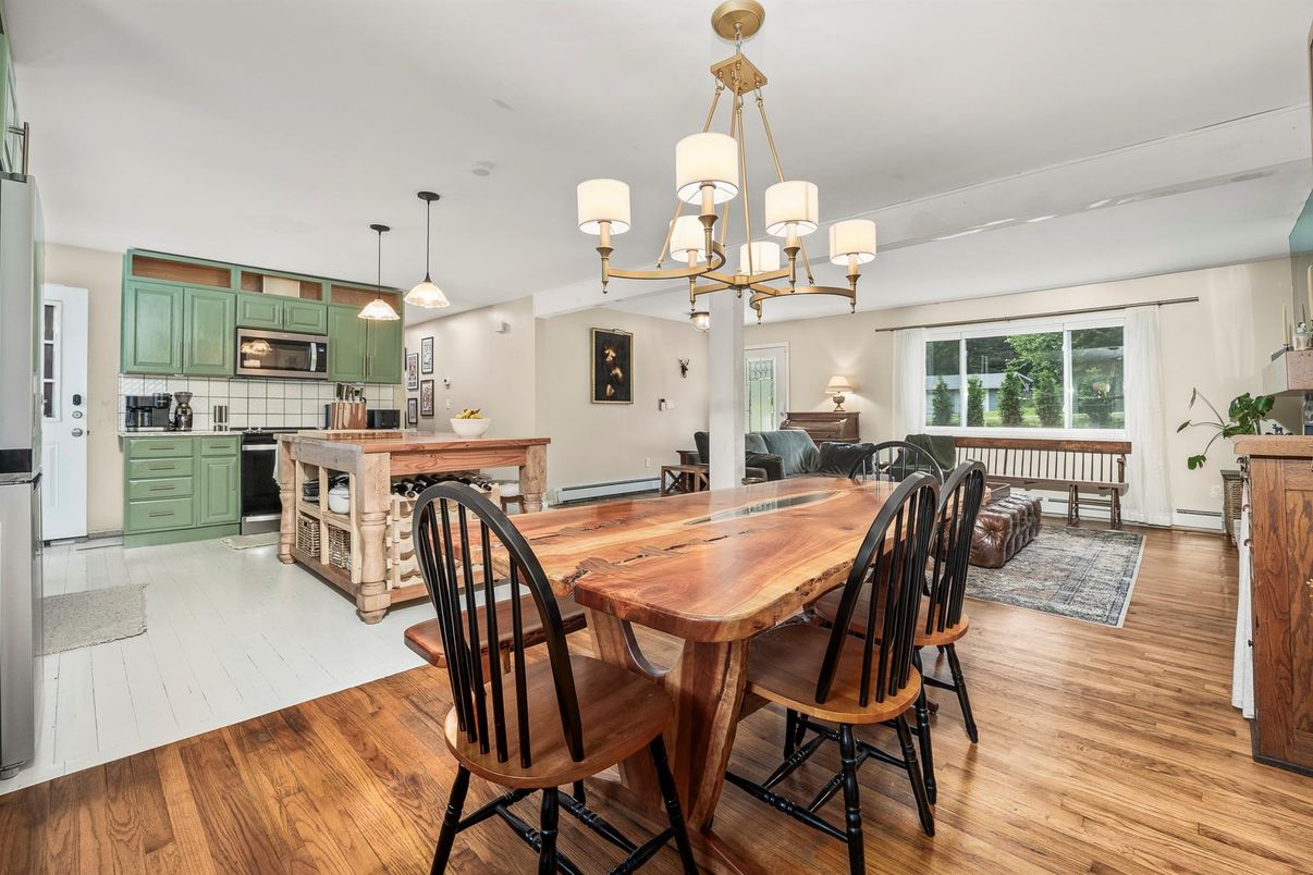 Chandelier, Dining room, Interior, Kitchen, Pendant Lights, Wood Texture Flooring