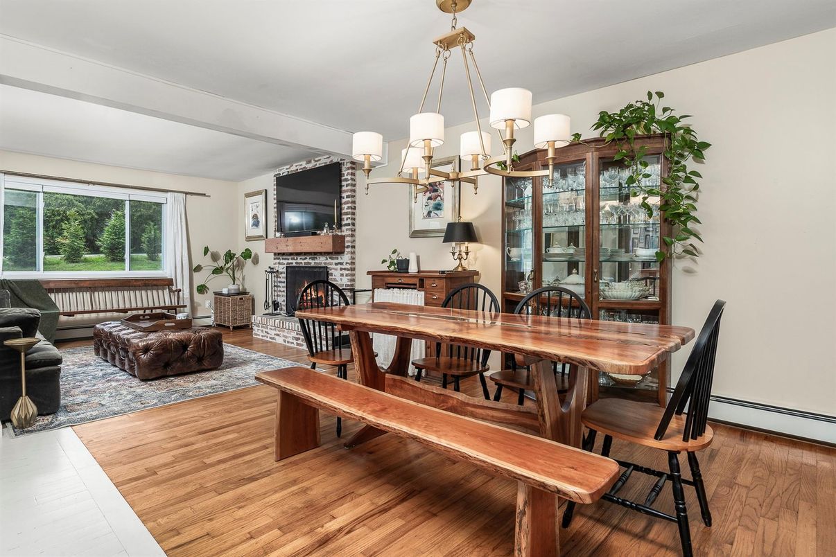 Chandelier, Dining room, Fireplace, Interior, Living room, Wood Texture Flooring