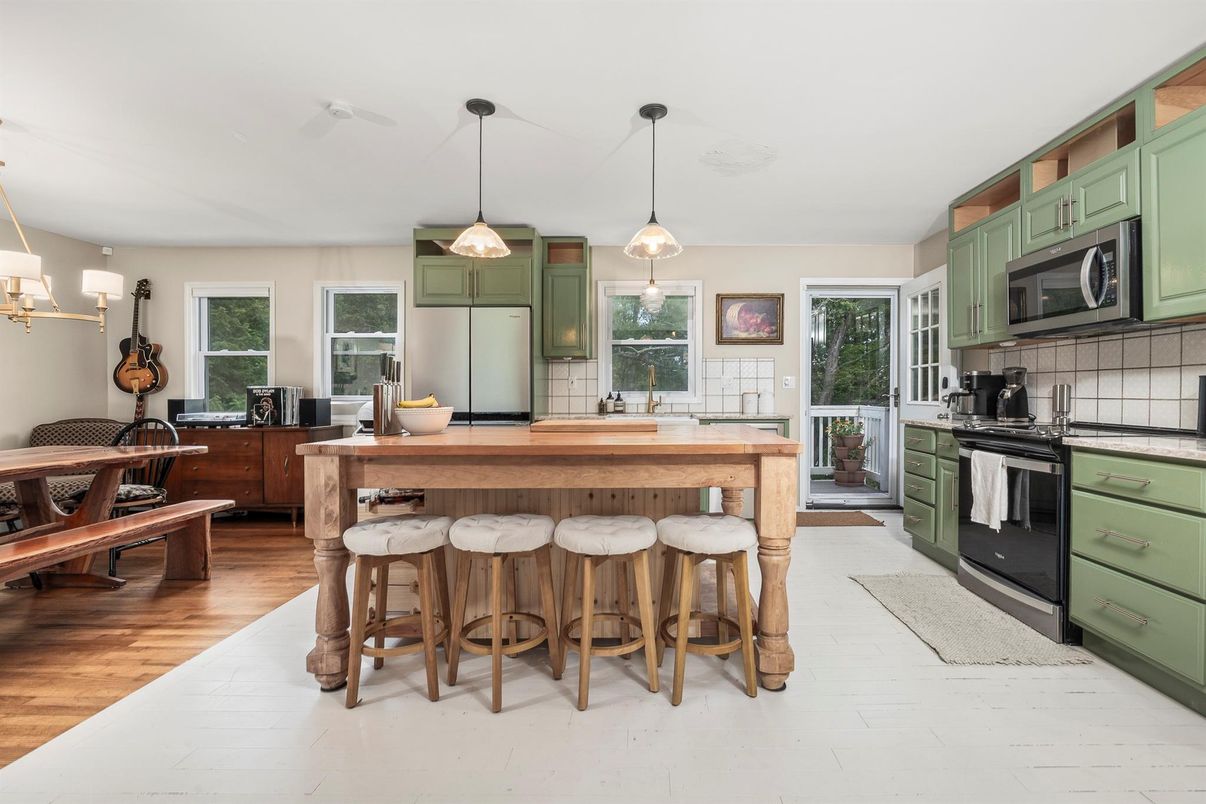 Interior, Kitchen, Pendant Lights, Wood Texture Flooring