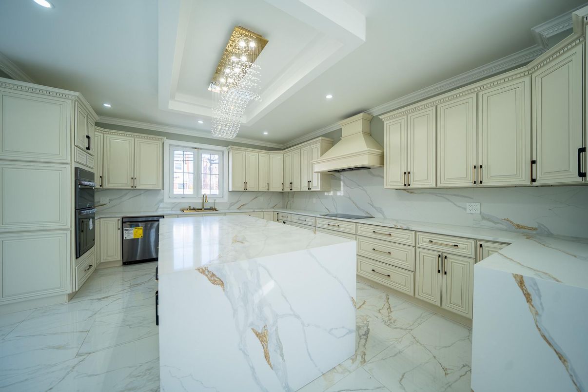Chandelier, Interior, Kitchen, Marble, Marble Walls, Recessed Lighting, Stainless Steel Appliances