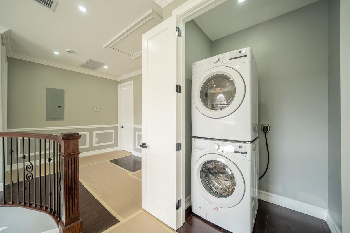 Interior, Recessed Lighting, Utility Closets, Washer, Wood Texture Flooring