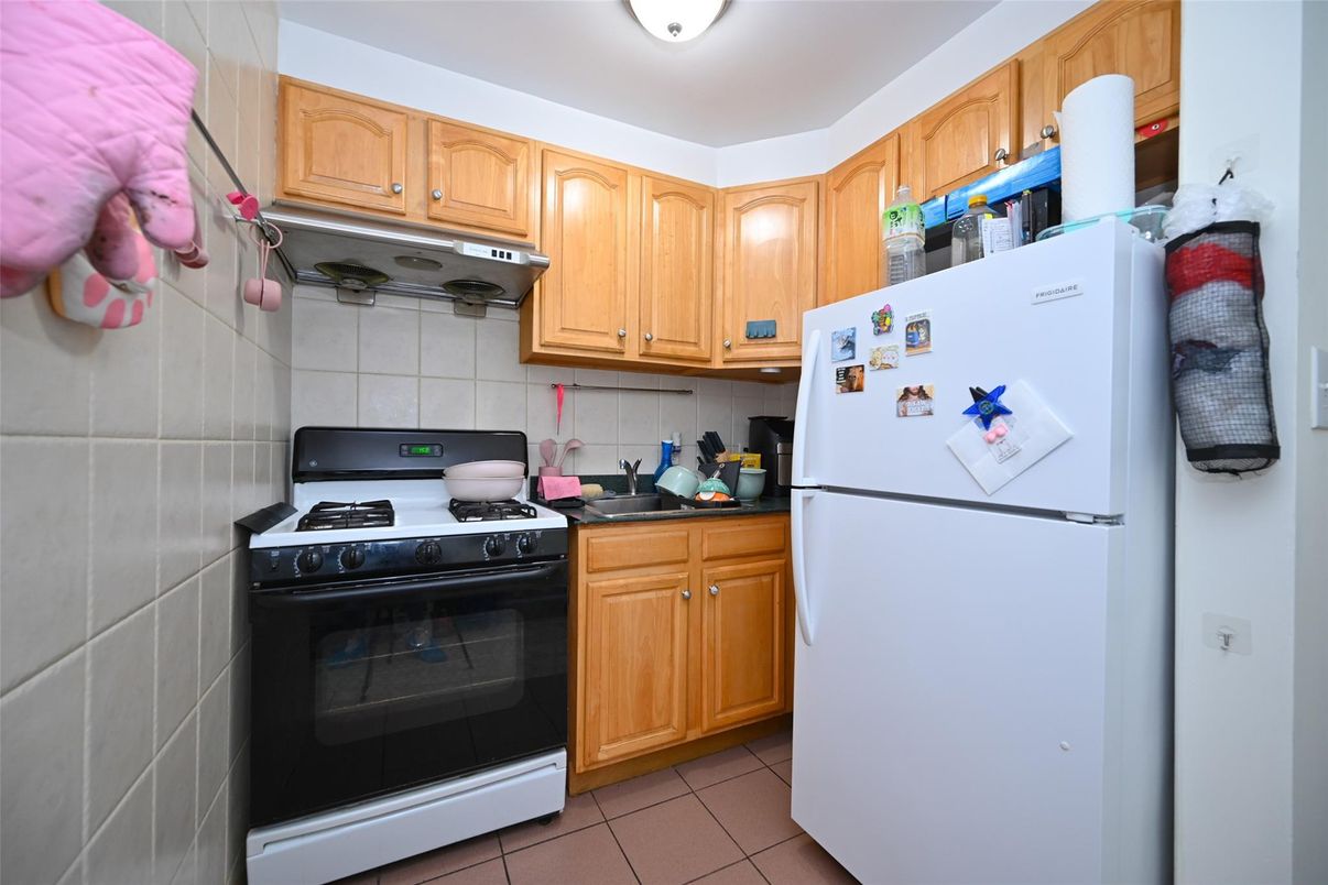 Interior, Kitchen