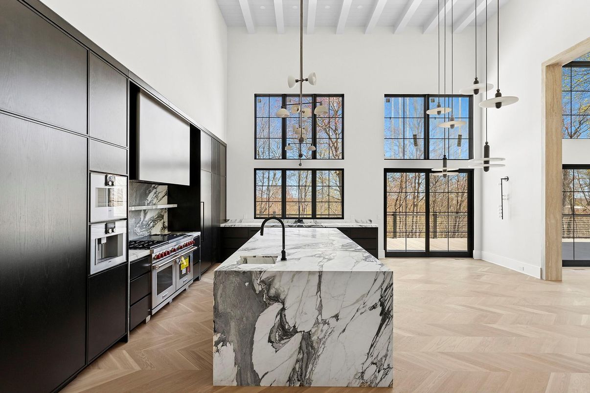 Interior, Kitchen, Pendant Lights, Wood Texture Flooring