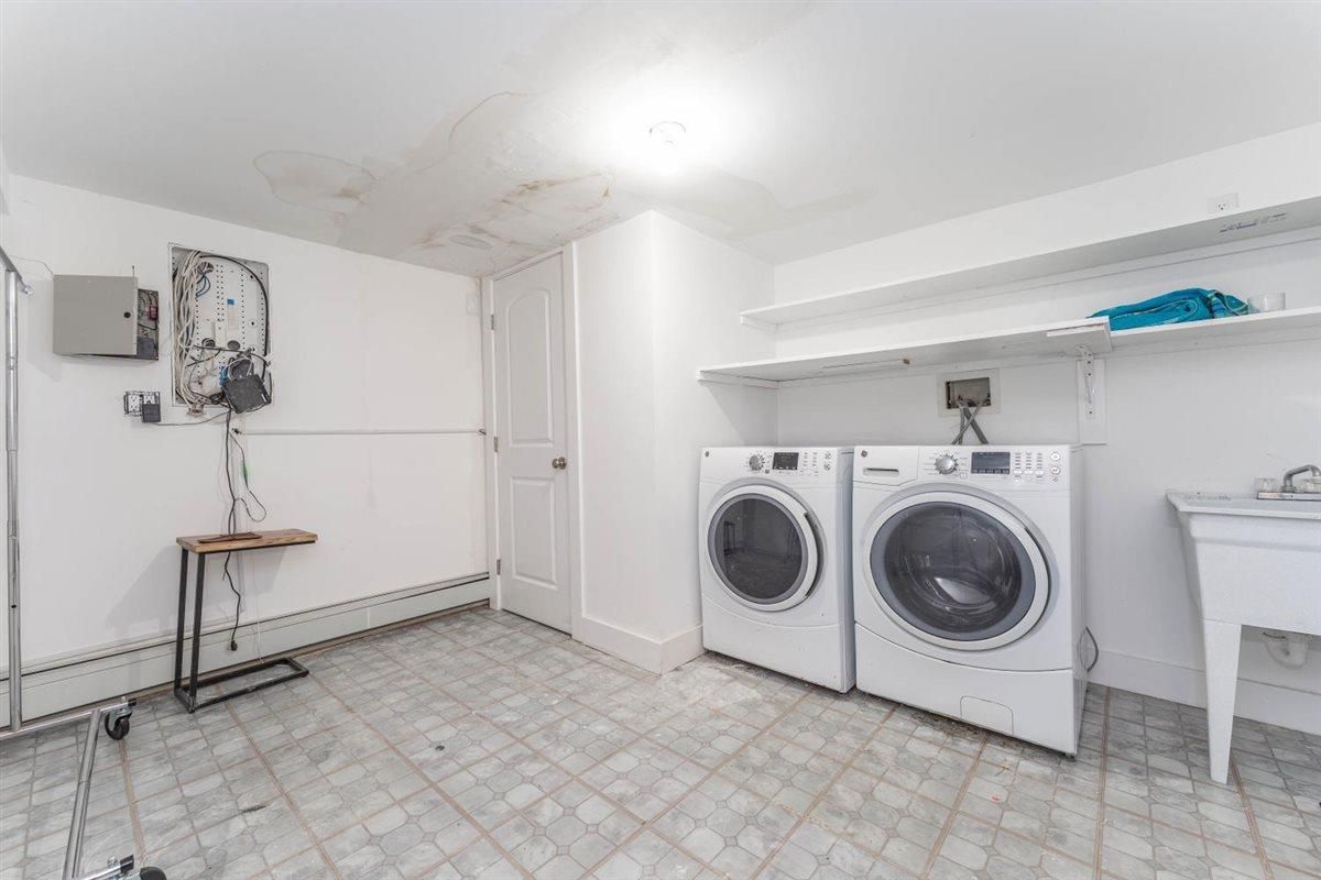 Interior, Washer