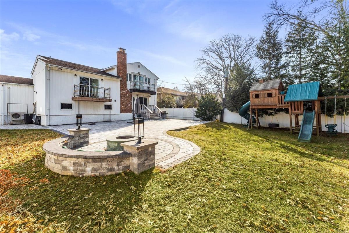 Backyard, Exterior, Playground