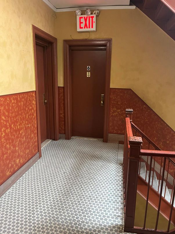 Elevator, Interior