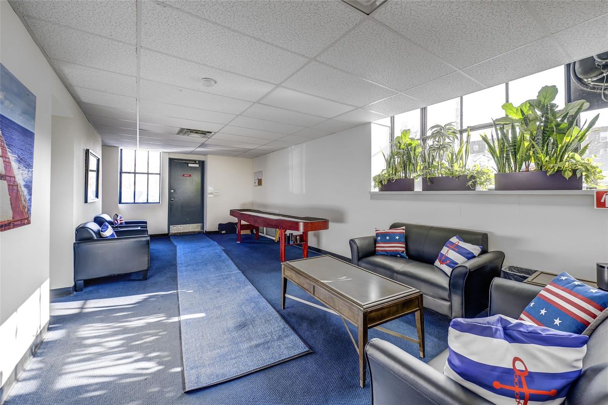 Billiard Table, Game Room, Interior, Living room