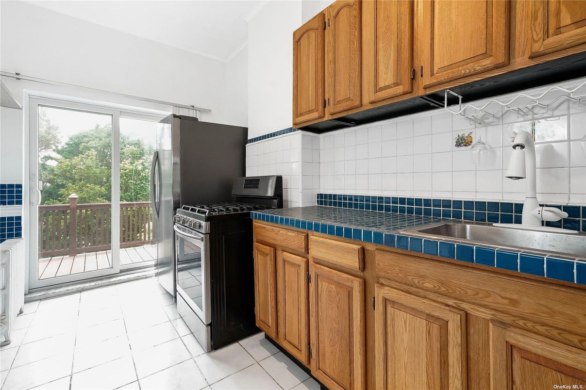 Interior, Kitchen, Tile Countertops