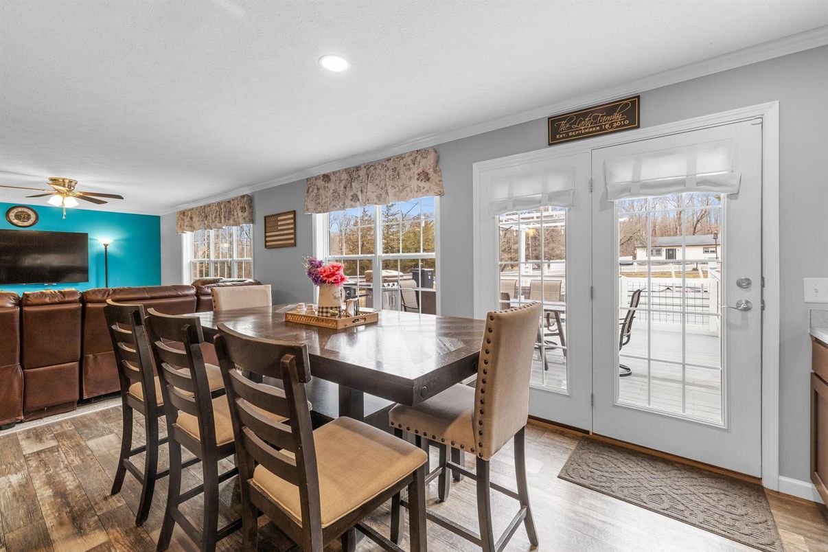 Dining room, Interior, Recessed Lighting, Wood Texture Flooring