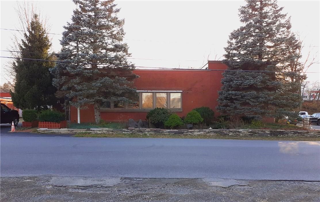 Exterior, Facade, None