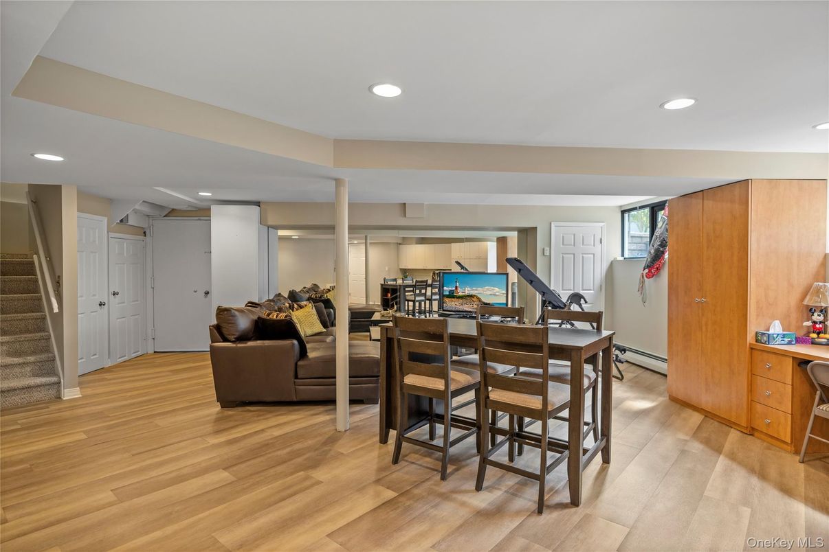 Dining room, Interior, Living room, Recessed Lighting, Wood Texture Flooring